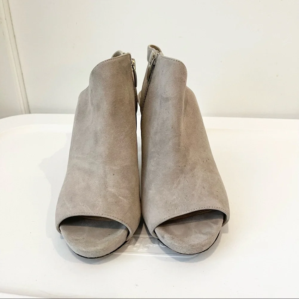 ⭐️ Via Spiga Gray Suede Open Toe Slingback Bootie 7.5